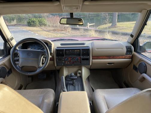 Red 1997 Land Rover Discovery SD