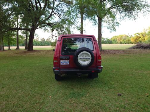 Red 1997 Land Rover Discovery SD