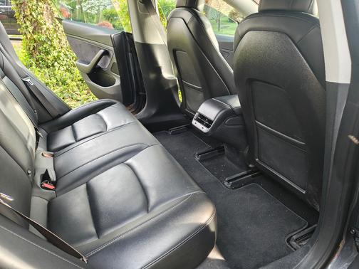 Gray 2018 Tesla Model 3 Long Range