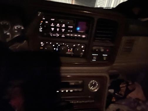 2002 Cadillac Escalade Base