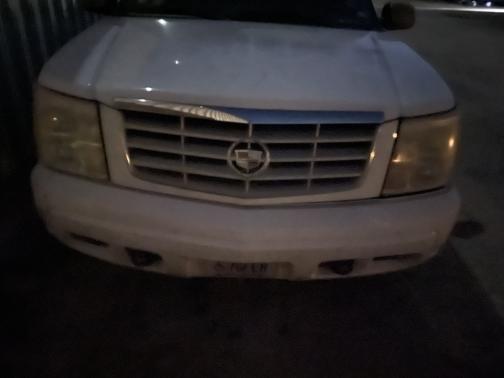 2002 Cadillac Escalade Base