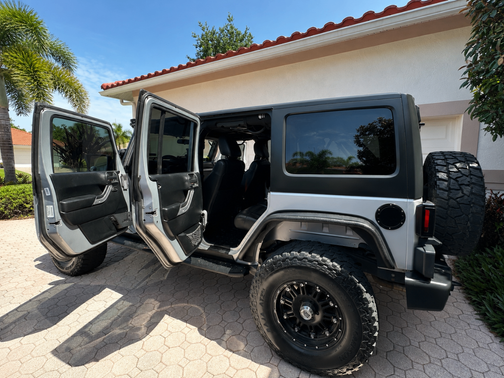 Silver 2012 Jeep Wrangler Unlimited Rubicon