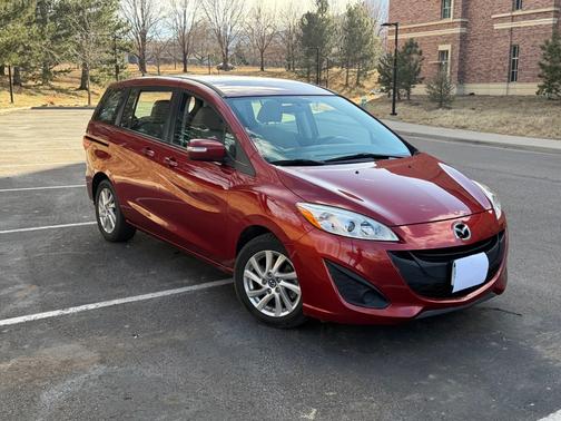 2014 Mazda Mazda5 Sport