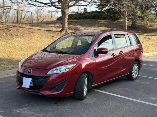 2014 Mazda Mazda5 Sport