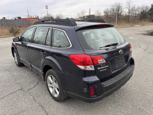2014 Subaru Outback 2.5i