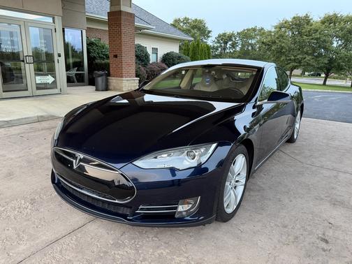 Blue 2013 Tesla Model S Base