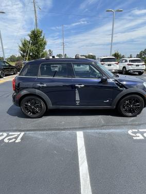 2012 MINI Cooper S Countryman Base