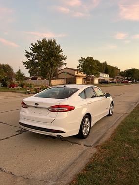2018 Ford Fusion Hybrid SE