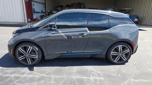 Gray 2015 BMW i3 Base w/Range Extender