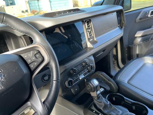 2022 Ford Bronco Everglades Advanced