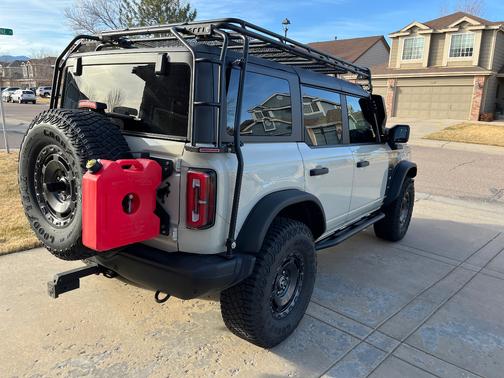 2022 Ford Bronco Everglades Advanced