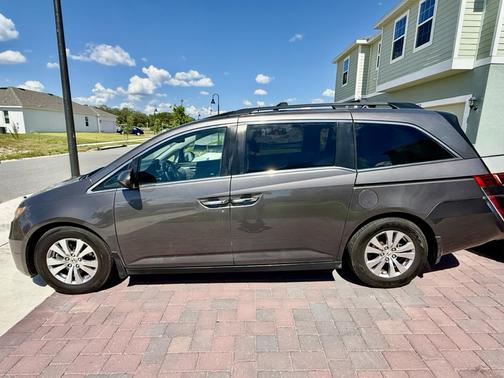 Gray 2015 Honda Odyssey EX-L
