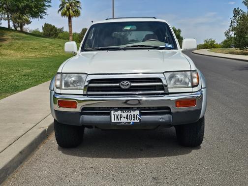 White 1998 Toyota 4Runner Limited