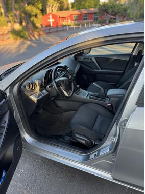 2013 Mazda Mazda3 i Touring