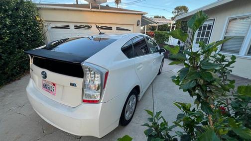 White 2010 Toyota Prius III