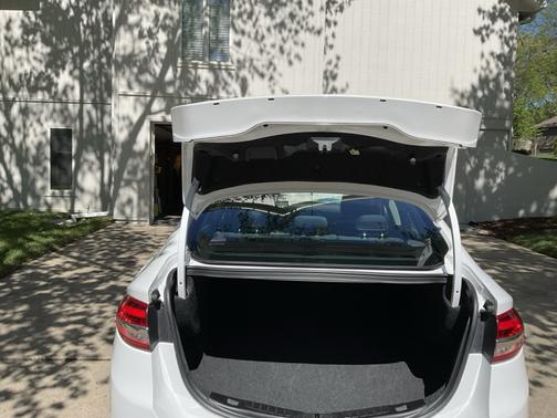 White 2017 Ford Fusion SE