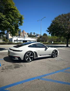 2024 Porsche 911 Carrera 4S