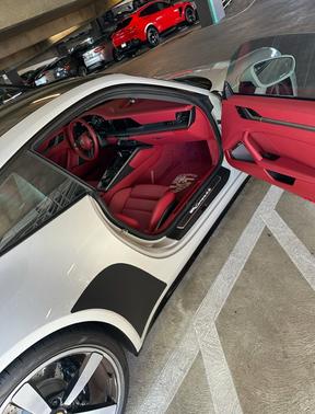 2024 Porsche 911 Carrera 4S