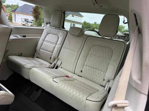 Black 2021 Lincoln Navigator Black Label