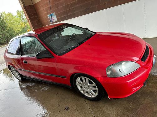 Red 2000 Honda Civic CX