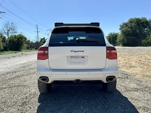 2010 Porsche Cayenne Cayenne