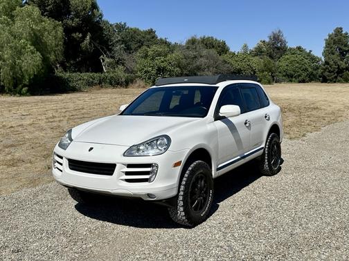 2010 Porsche Cayenne Cayenne