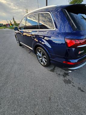 Blue 2022 Audi SQ7 4.0T Prestige