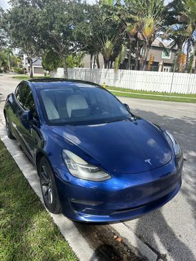 Blue 2021 Tesla Model 3 Long Range