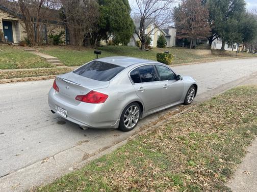 2010 INFINITI G37 Journey