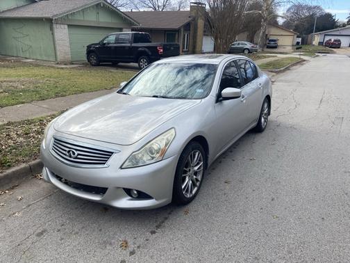 2010 INFINITI G37 Journey