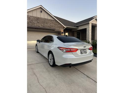 2020 Toyota Camry XLE V6