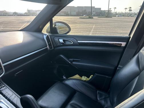 Gray 2011 Porsche Cayenne Cayenne