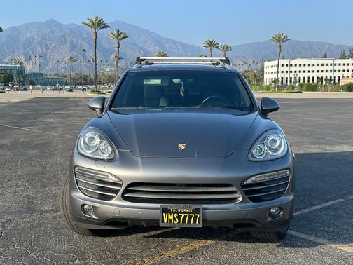 Gray 2011 Porsche Cayenne Cayenne