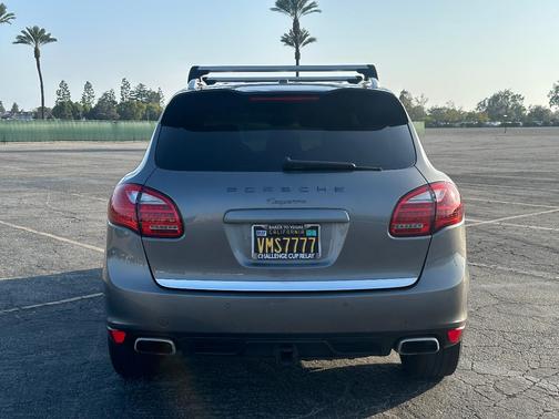 Gray 2011 Porsche Cayenne Cayenne