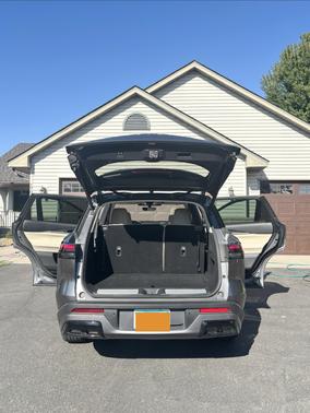Silver 2023 INFINITI QX60 LUXE