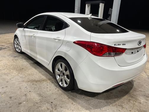 White 2013 Hyundai ELANTRA Limited