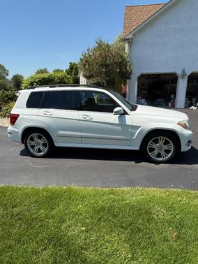 White 2014 Mercedes-Benz GLK-Class GLK 350