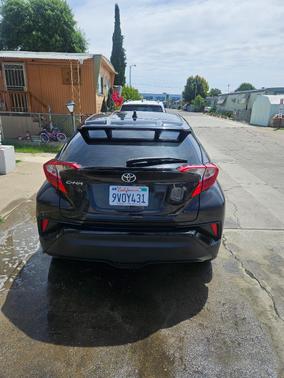 Black 2020 Toyota C-HR XLE