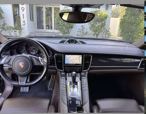 2015 Porsche Panamera 2