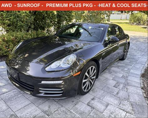 2015 Porsche Panamera 2