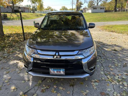 2016 Mitsubishi Outlander SE