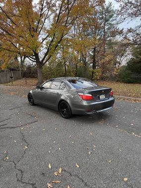 Gray 2007 BMW 525 i