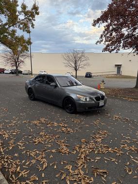 Gray 2007 BMW 525 i
