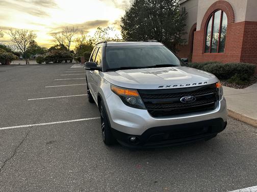 Silver 2013 Ford Explorer Sport