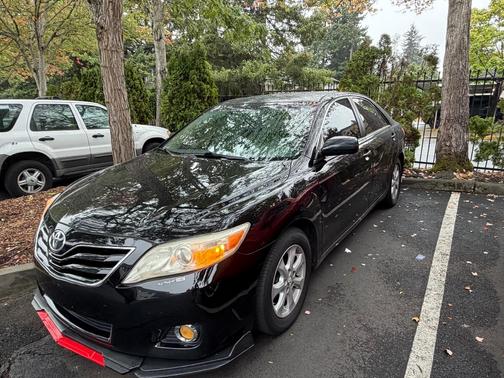 Black 2011 Toyota Camry LE