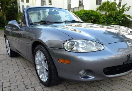 2002 Mazda MX-5 Miata SE