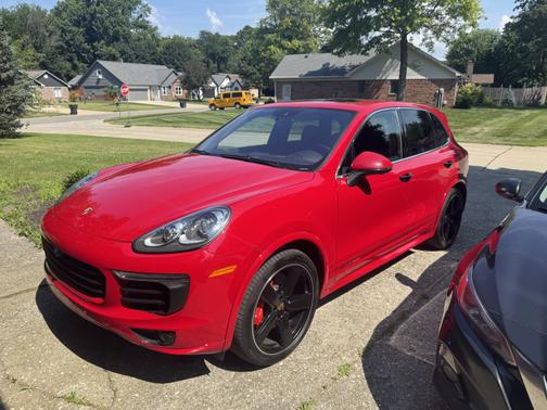 2018 Porsche Cayenne GTS