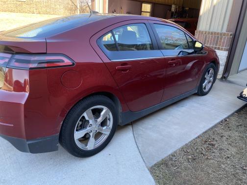 2011 Chevrolet Volt Base