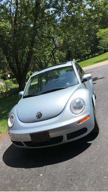 Blue 2009 Volkswagen New Beetle S