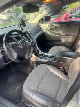 Silver 2013 Hyundai SONATA SE